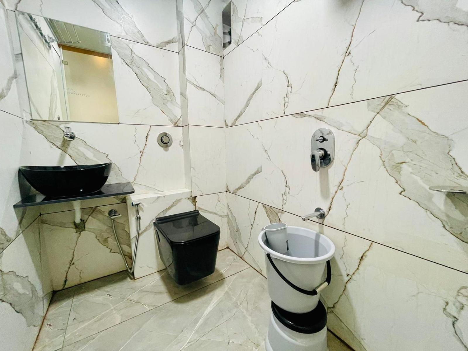 Hotel Royal Elite Rajkot Exterior foto